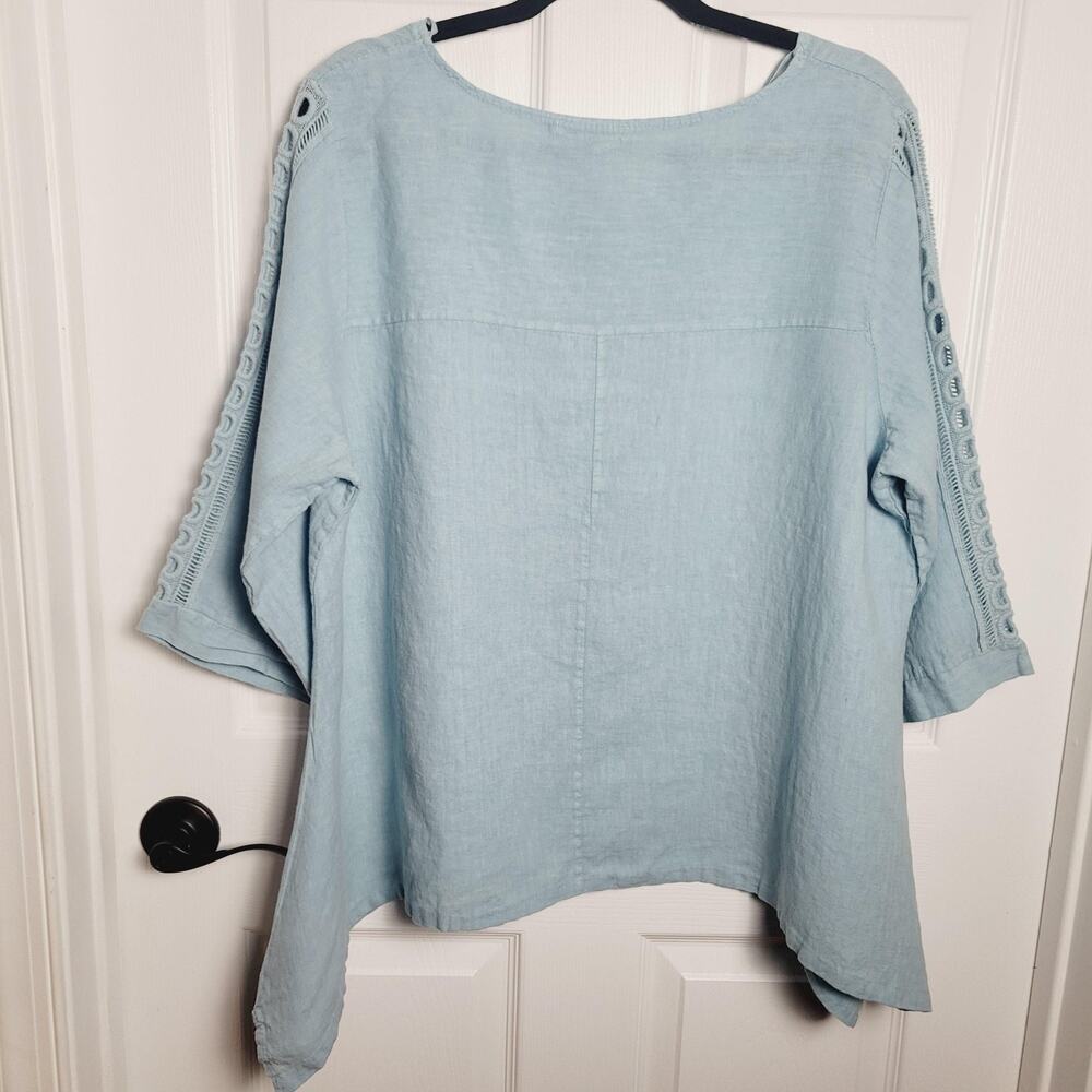 Valentina Naldi Shirt 1X Light Blue Linen Tunic Blouse Lace Trim Asymmetrical - Picture 6 of 10